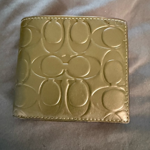 Embossed Leather Wallet - Picture 1 of 3